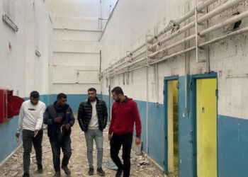 Yıkım kararı verilen cezaevine ziyaretçi akını