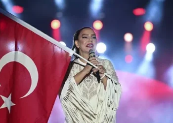 Ebru Gündeş’in 69 milyon lira harcandığı iddia edilen Ankara konserine inceleme başlatıldı
