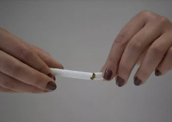 Bilim insanlarına göre 30 yaşındayken 60 hissetmenizin nedeni nikotin olabilir