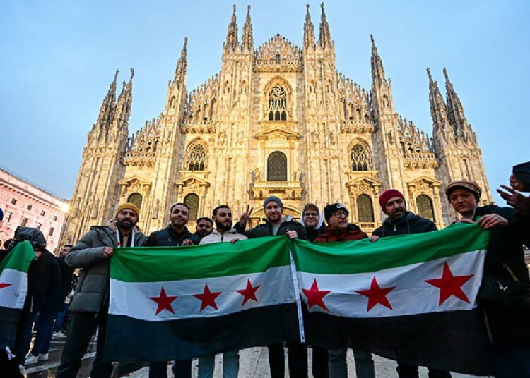 Avusturya, ülkesine dönmek isteyen Suriyelilere 1000 euro para yardımı yapacak
