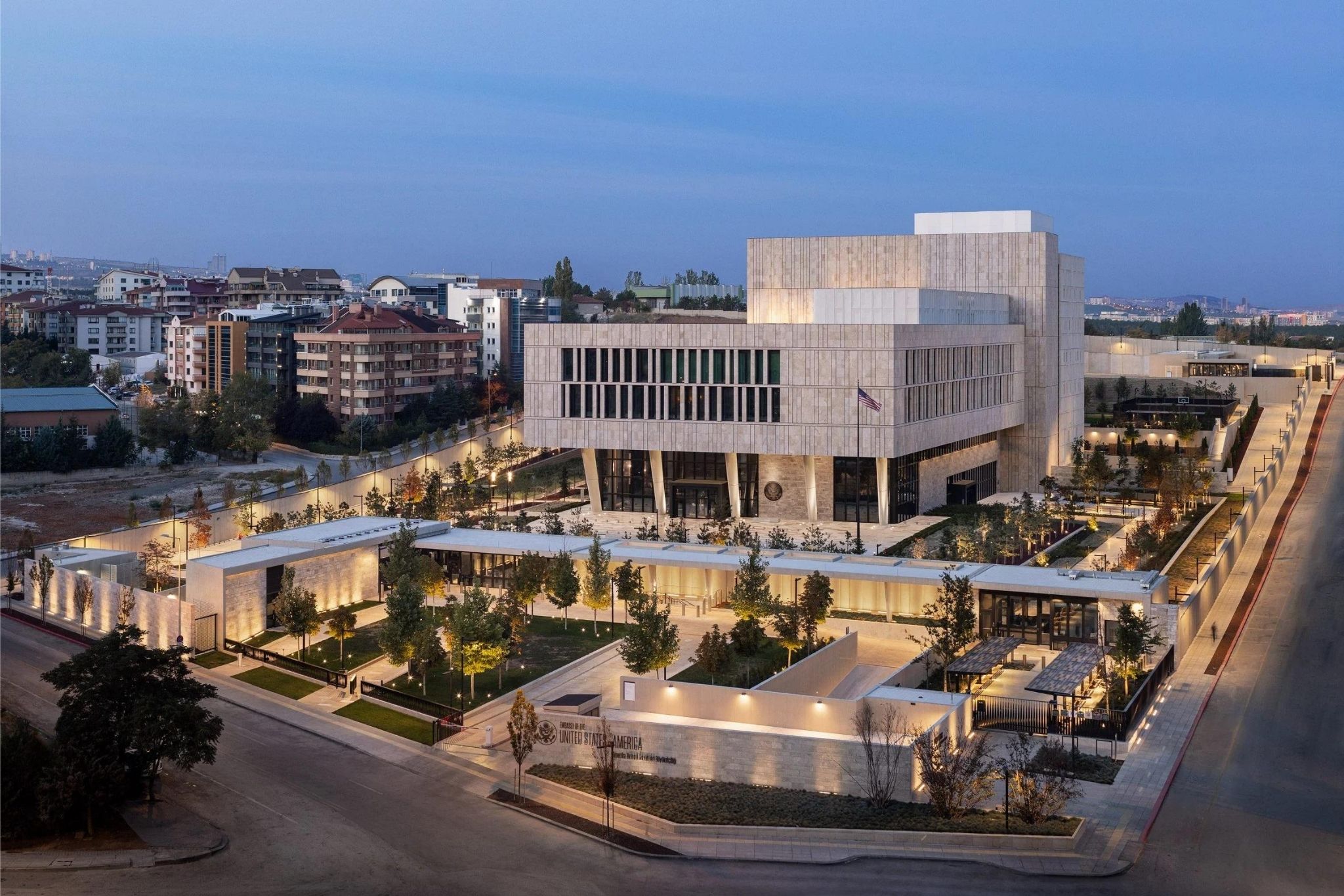 ABD, Ankara’daki önceki büyükelçilik binasını Trabzonlu iş insanına sattı 5 ABD, Ankara’daki önceki büyükelçilik binasını Trabzonlu iş insanına sattı