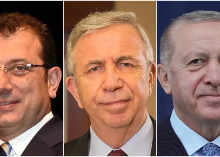 Son ankete göre Erdoğan’da yükseliş, Yavaş ve İmamoğlu'nda gerileme var 1 Son ankete göre Erdoğan’da yükseliş, Yavaş ve İmamoğlu’nda gerileme var