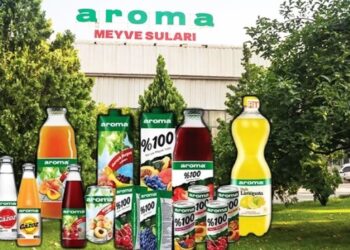 Bütün haklarını ve mal varlığını satışa çıkardı!