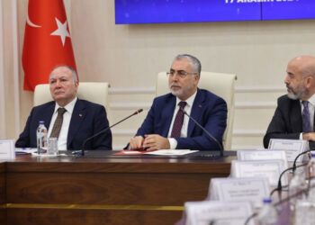 Asgari ücret açıklandı: 22 bin 104 lira