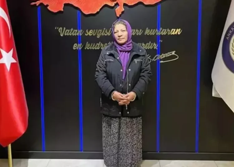 Kırmızı bültenle aranan, basma etekli uyuşturucu baronu Ankara’da yakalandı