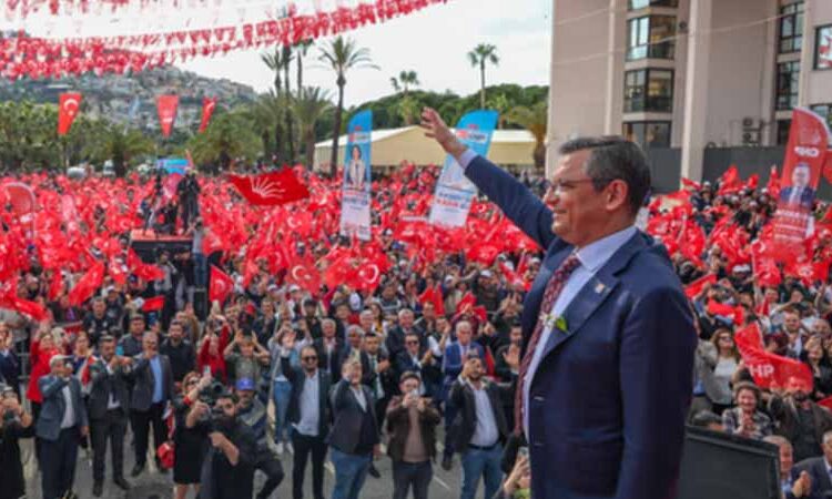 CHP sokağa iniyor! Özel: İktidarın değişmesi için toplumsal mücadele şart 1 CHP sokağa iniyor! Özel: İktidarın değişmesi için toplumsal mücadele şart