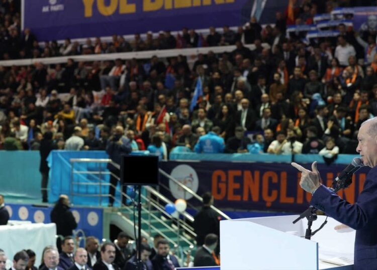 Erdoğan: Özgür Özel güldürüyordu, artık komik bile değil 1 Erdoğan: Özgür Özel güldürüyordu, artık komik bile değil
