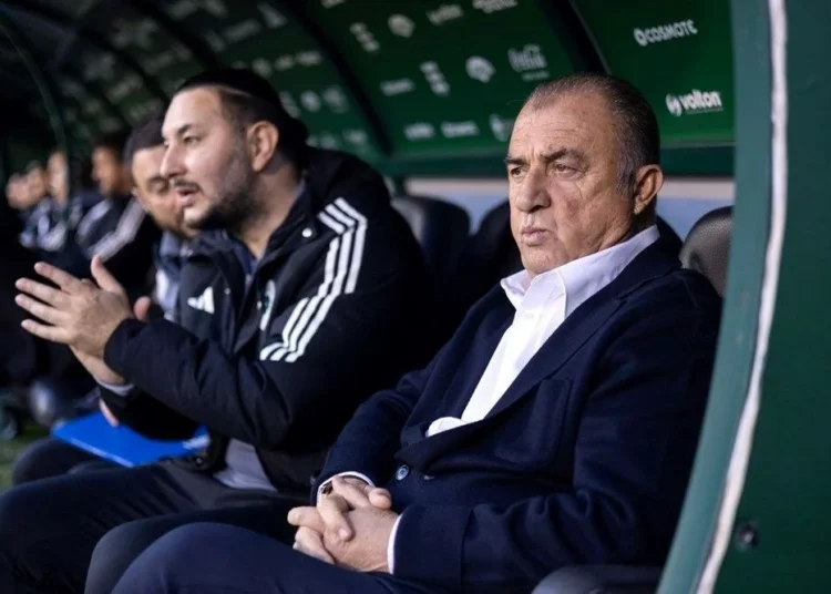 Fatih Terim Suudi Arabistan yolcusu! Çalıştıracağı yeni takım Al-Shabab 1 Fatih Terim Suudi Arabistan yolcusu! Çalıştıracağı yeni takım Al-Shabab