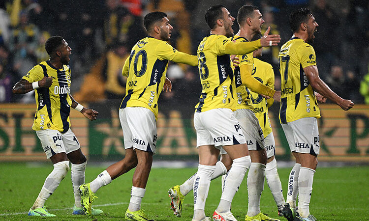 Kadıköy'de golcüler sahne aldı: Fenerbahçe 2 maç sonra kazandı 1 Kadıköy’de golcüler sahne aldı: Fenerbahçe 2 maç sonra kazandı