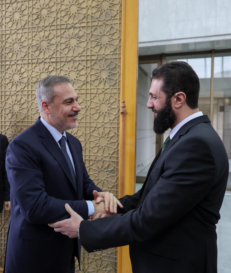 Hakan Fidan, Şam’da Colani ile görüştü 4 Hakan Fidan, Şam’da Colani ile görüştü