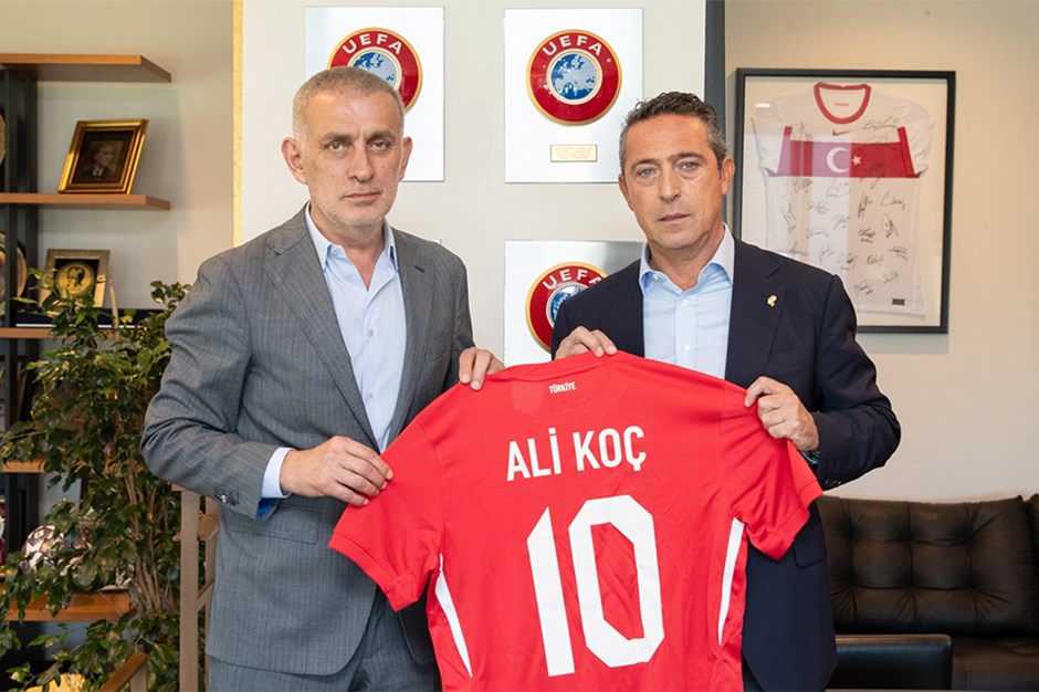 GS ile Hacıosmanoğlu kavgası şiddetlendi: İstifa etmeli! 4 GS ile Hacıosmanoğlu kavgası şiddetlendi: İstifa etmeli!