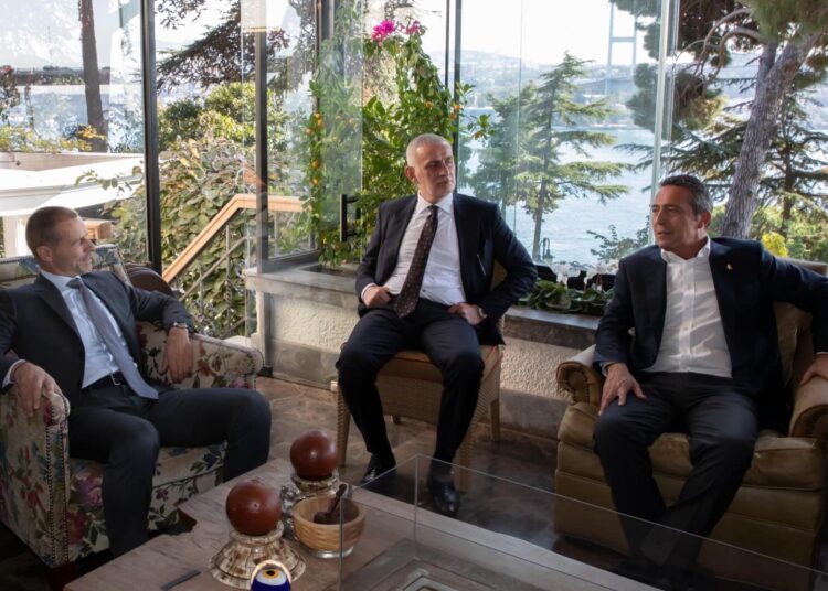 GS ile Hacıosmanoğlu kavgası şiddetlendi: İstifa etmeli! 1 GS ile Hacıosmanoğlu kavgası şiddetlendi: İstifa etmeli!