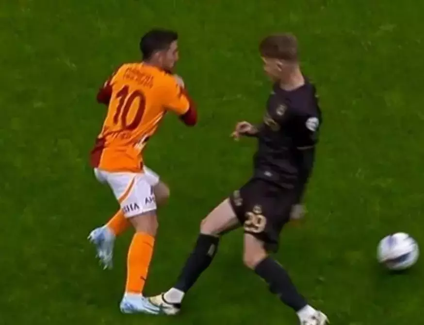 Eski hakemler Galatasaray - Trabzonspor maçını değerlendirdi: Trabzonspor'un golünde top auta çıktı mı?