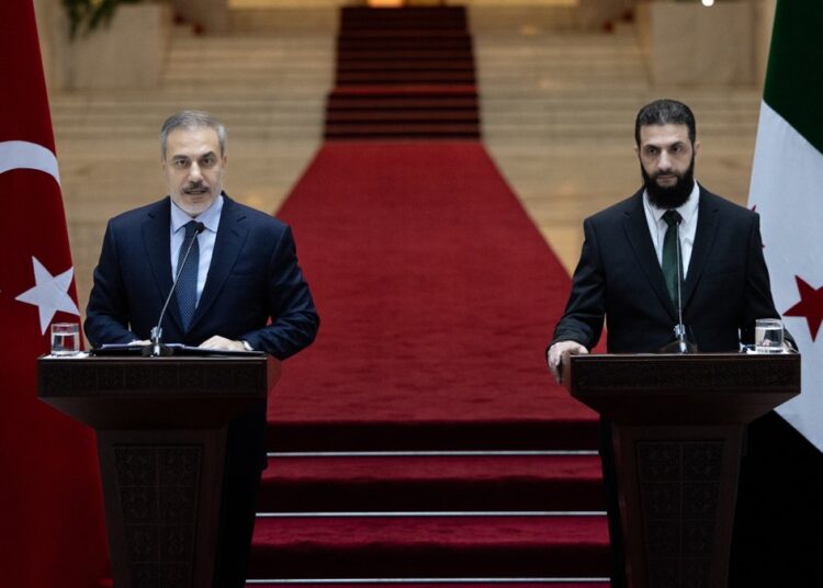 Dışişleri Bakanı Fidan ve HTŞ lideri Colani'den ortak açıklama: Suriye'nin imkan ve fırsata ihtiyacı var 1 Dışişleri Bakanı Fidan ve HTŞ lideri Colani’den ortak açıklama: Suriye’nin imkan ve fırsata ihtiyacı var