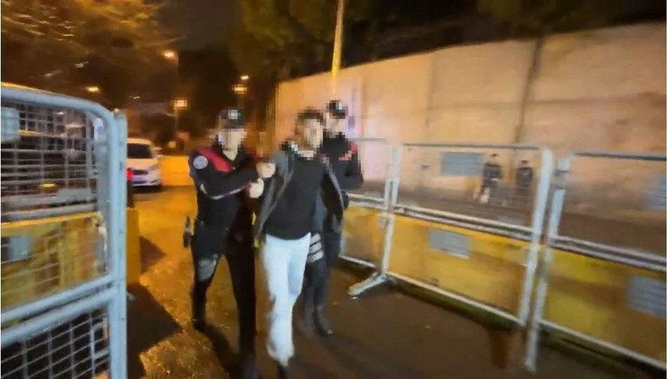 Telefon numarasını verip Atatürk’e ve şehitlere hakaret eden kişi yakalandı
