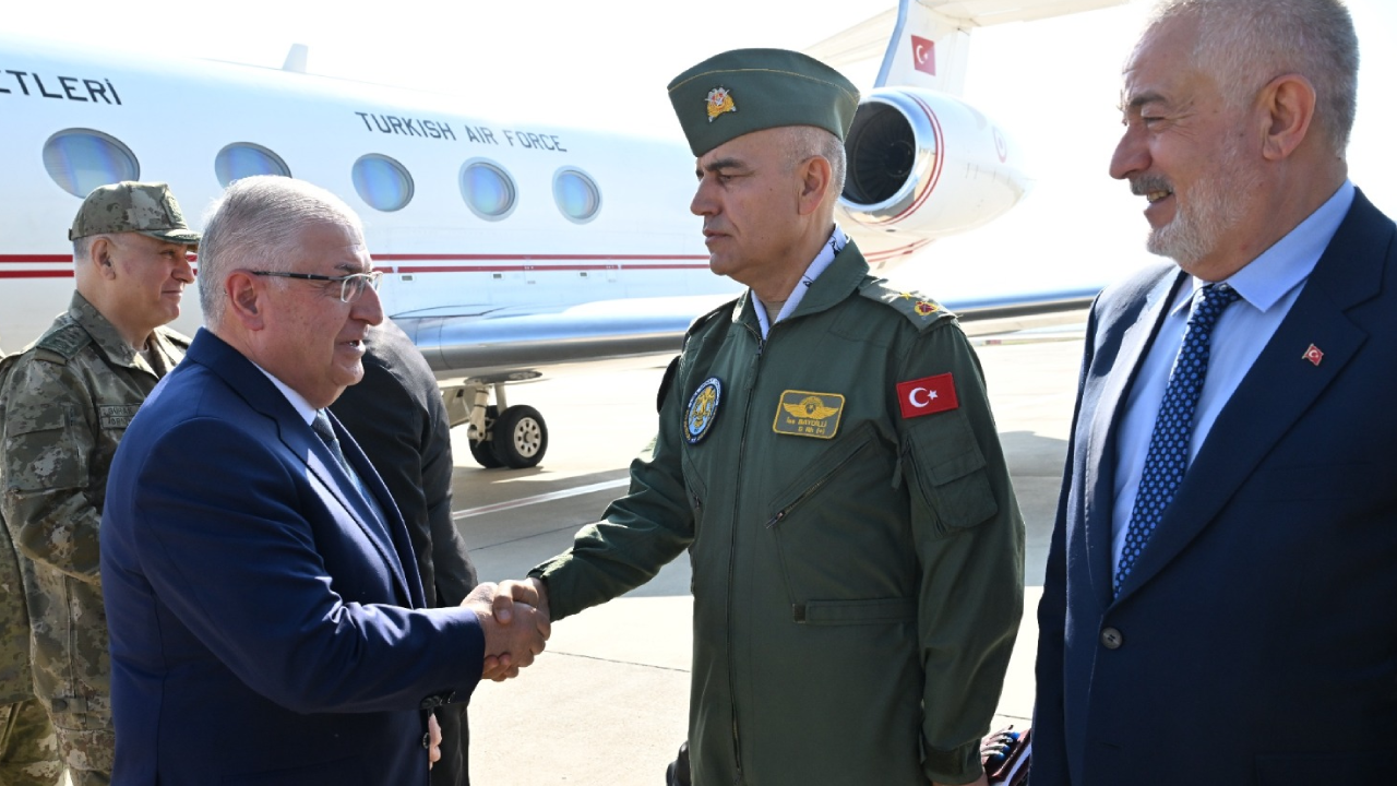 Isparta'da askeri helikopter düştü: Biri tuğgeneral 6 asker şehit oldu 4 Isparta'da askeri helikopter düştü: Biri tuğgeneral 6 asker şehit oldu