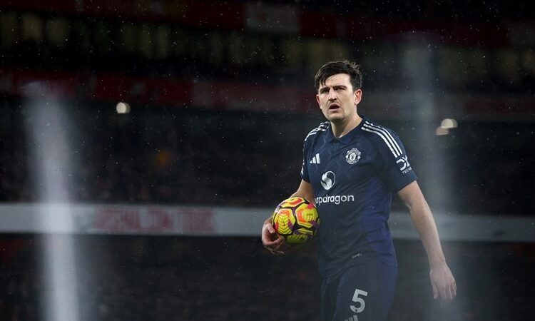 İngilizler duyurdu: Manchester United'ın yıldızıyla hem Fenerbahçe hem Galatasaray ilgileniyor 1 İngilizler duyurdu: Manchester United’ın yıldızıyla hem Fenerbahçe hem Galatasaray ilgileniyor