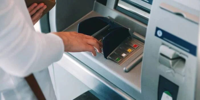 Kart şifrelerinde yeni dönem: ATM'ler bu şifreye sahip olanların kartını yutacak!