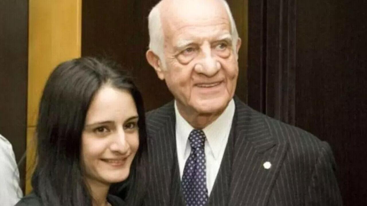 Ünlü iş insanı İnan Kıraç 87 yaşında evlendi, gelin 75 yaşında! 6 Ünlü iş insanı İnan Kıraç 87 yaşında evlendi, gelin 75 yaşında!