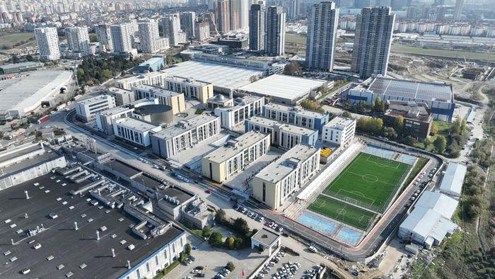 Türkiye’nin en büyük lise kampüsü olacak: 8 lise bir arada! 2 Türkiye’nin en büyük lise kampüsü olacak: 8 lise bir arada!