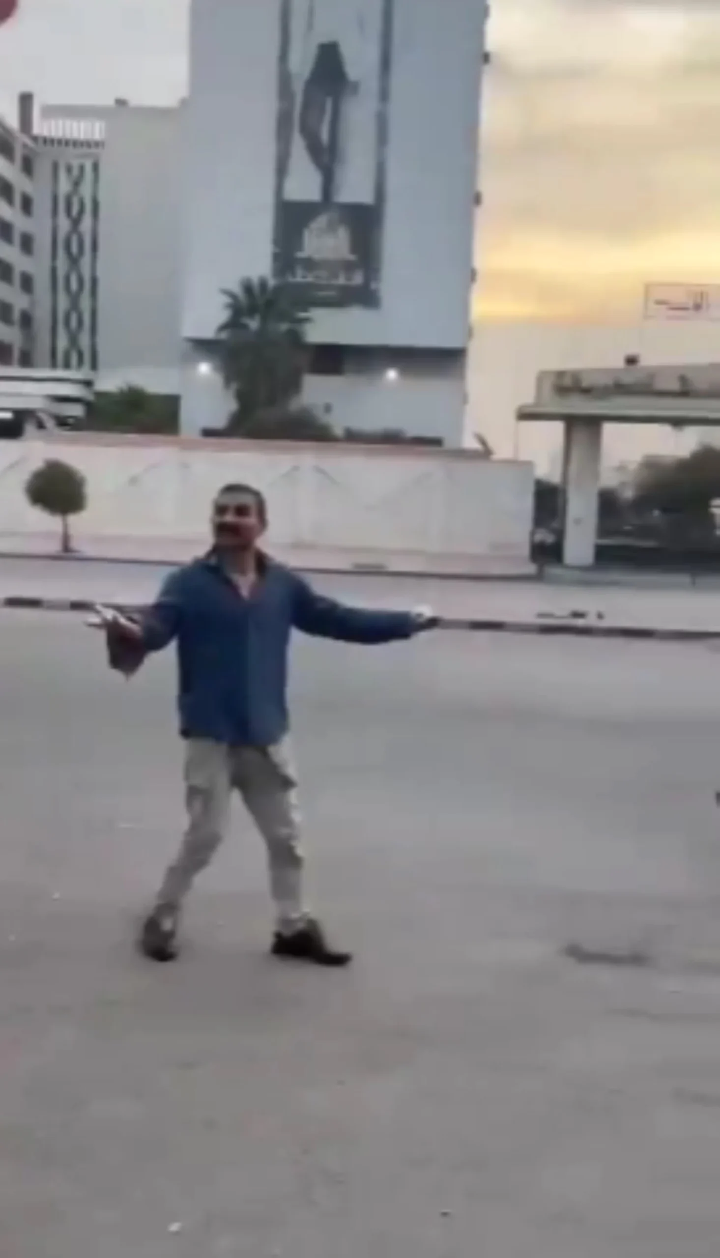 Ne oldu, bizi niye bıraktılar? Rejim düştü, Esad kaçtı!