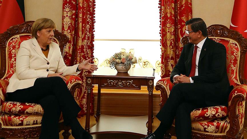 Davutoğlu'ndan 'mülteci' çıkışı: Beni ilgilendirmiyor