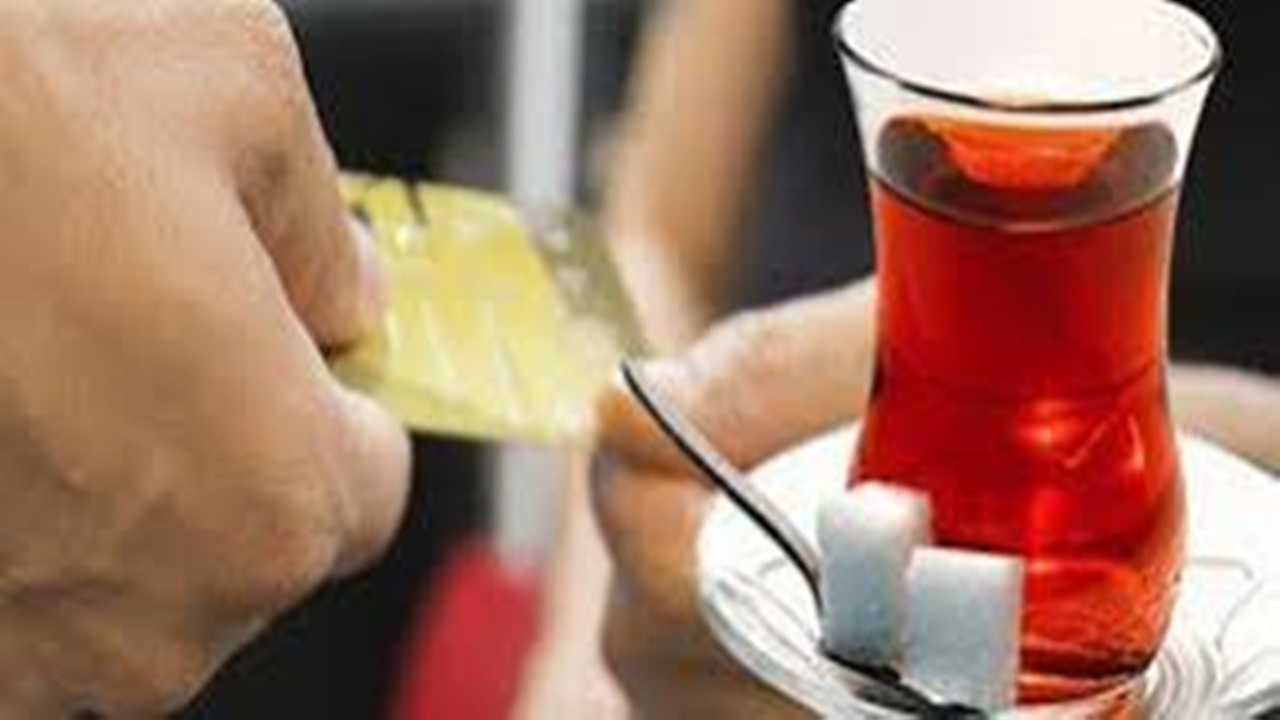 İstanbul’da kimi restoranlar, 1.500 TL gibi ‘minimum harcama limiti’ başlattı
