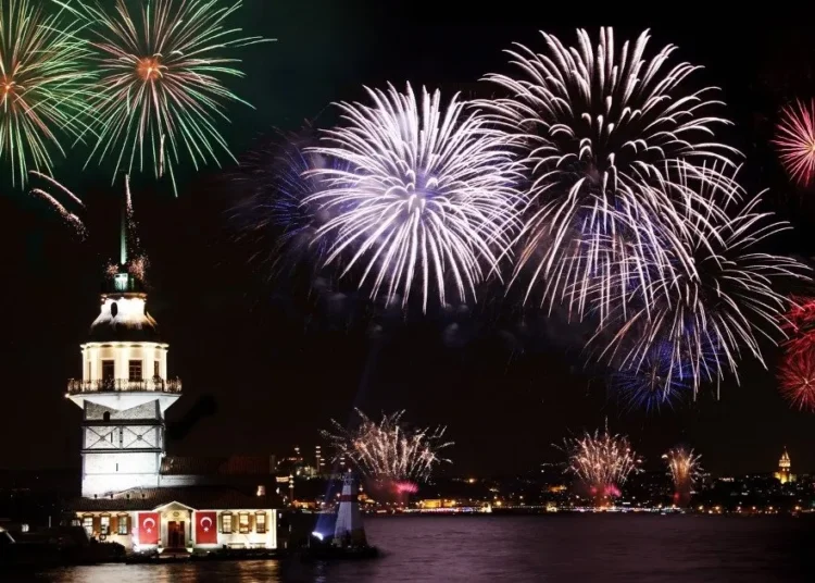 Ataşehir’deki okullarda yılbaşı kutlamaları yasaklandı