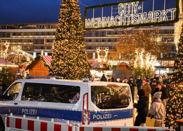 Almanya'da Noel pazarına saldıran zanlı tutuklandı 1 Almanya’da Noel pazarına saldıran zanlı tutuklandı