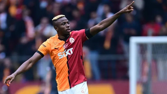 Victor Osimhen transferine yolsuzluk soruşturması: Napoli'nin iki ofisine baskın yapıldı 1 Victor Osimhen transferine yolsuzluk soruşturması: Napoli’nin iki ofisine baskın yapıldı