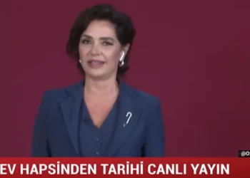 Ev hapsindeki Özlem Gürses, ‘Para Politika’ programını evinden yaptı