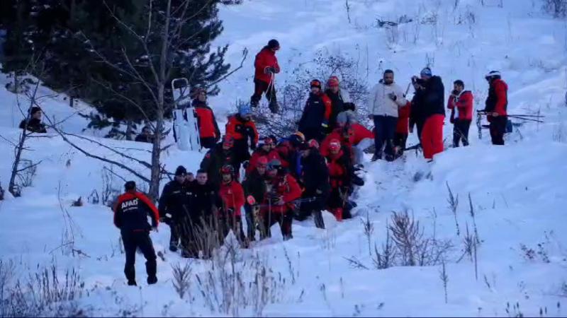 Palandöken'de çığ felaketi: 1 genç sporcu hayatını kaybetti! 2 Palandöken'de çığ felaketi: 1 genç sporcu hayatını kaybetti!