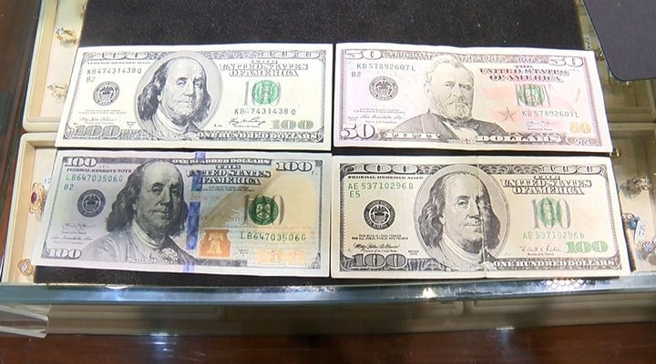 İngiltere, vatandaşlarını uyardı: Türkiye'de 50 ve 100 dolarlık banknotları kabul etmeyin 1 İngiltere, vatandaşlarını uyardı: Türkiye’de 50 ve 100 dolarlık banknotları kabul etmeyin