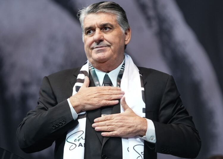 Beşiktaş'ın yeni başkanı Serdal Adalı 1 Beşiktaş’ın yeni başkanı Serdal Adalı