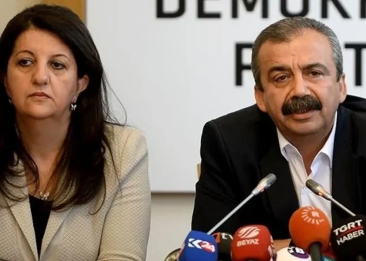 İmralı'da Öcalan'la görüşme sona erdi, DEM Parti'den açıklama bekleniyor 1 İmralı’da Öcalan’la görüşme sona erdi, DEM Parti’den açıklama bekleniyor