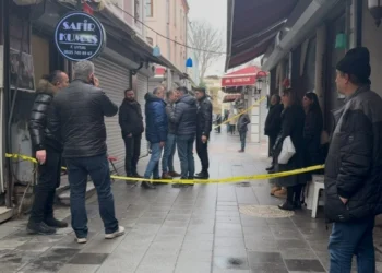 Tarihi çarşıda tarihi soygun: Milyonlarca liralık altınları çalıp kayıplara karıştılar