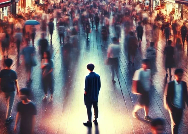 TDK halk oylaması ile seçti: Yılın kelimesi ‘kalabalık yalnızlık’