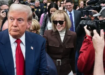 ABD Temyiz Mahkemesi onayladı! Trump 'tecavüz' suçundan 5 milyon dolar tazminat ödeyecek 5 ABD Temyiz Mahkemesi onayladı! Trump ‘tecavüz’ suçundan 5 milyon dolar tazminat ödeyecek
