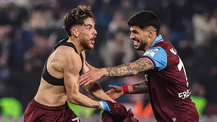 Trabzonspor, Bodrum galibiyetiyle düşme hattından biraz uzaklaştı 1 Trabzonspor, Bodrum galibiyetiyle düşme hattından biraz uzaklaştı