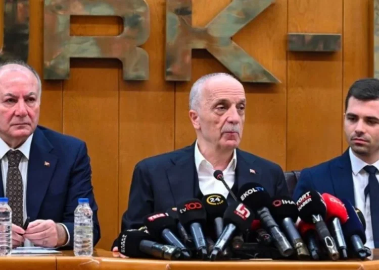 İşçi temsilcisinden yeni asgari ücrete tepki: Geçim şartlarını karşılamaktan uzak, kabul edilemez