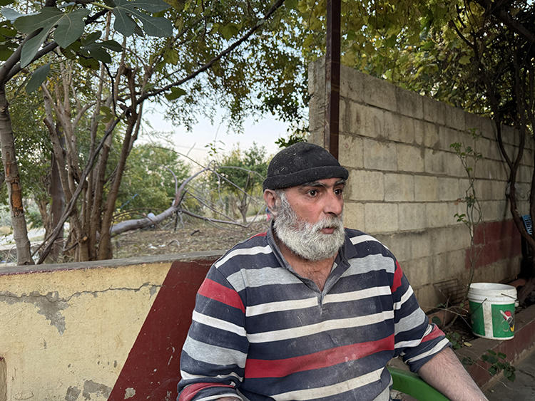 Suriye zindanlarında yaklaşık 40 yıl tutulan Lübnanlı Ali’yi, ailesi hasretle bekliyor 3 Suriye zindanlarında yaklaşık 40 yıl tutulan Lübnanlı Ali’yi, ailesi hasretle bekliyor