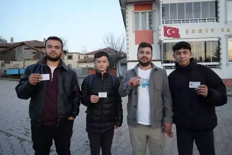 Çocuğu olmayan, buraya geliyor; isimler çoğunlukla aynı! 2 Çocuğu olmayan, buraya geliyor; isimler çoğunlukla aynı!
