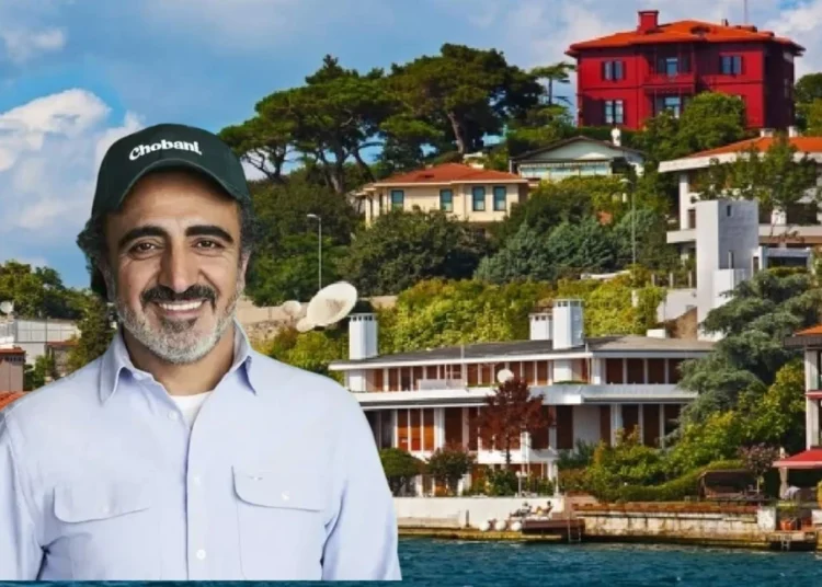 Feyyaz Tokar yalısını 46 milyon dolara Chobani'nin sahibi Hamdi Ulukaya alıyor 1 Feyyaz Tokar yalısını 46 milyon dolara Chobani’nin sahibi Hamdi Ulukaya alıyor