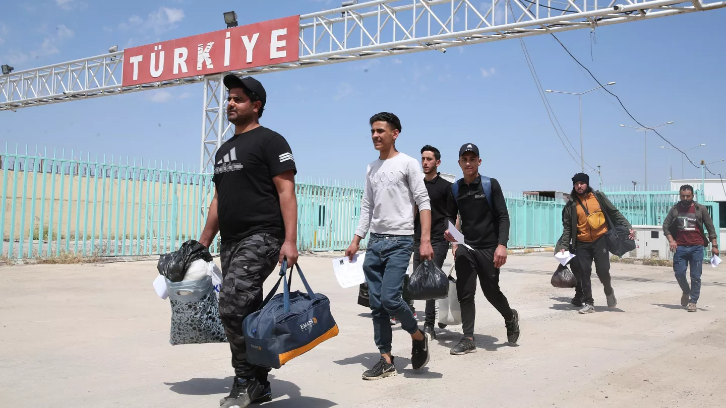 “Halepliler hemen dönmek istiyor, biz bekleyin diyoruz, mayınları temizleyeceğiz” 6 “Halepliler hemen dönmek istiyor, biz bekleyin diyoruz, mayınları temizleyeceğiz”