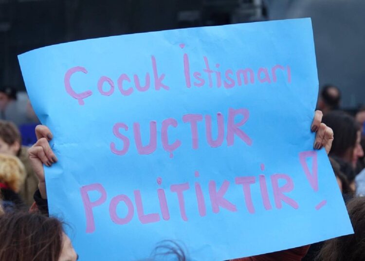 Elazığ'da korkunç olay: Dayısının istismarına uğrayan 12 yaşındaki çocuk hamile kaldı 1 Elazığ’da korkunç olay: Dayısının istismarına uğrayan 12 yaşındaki çocuk hamile kaldı