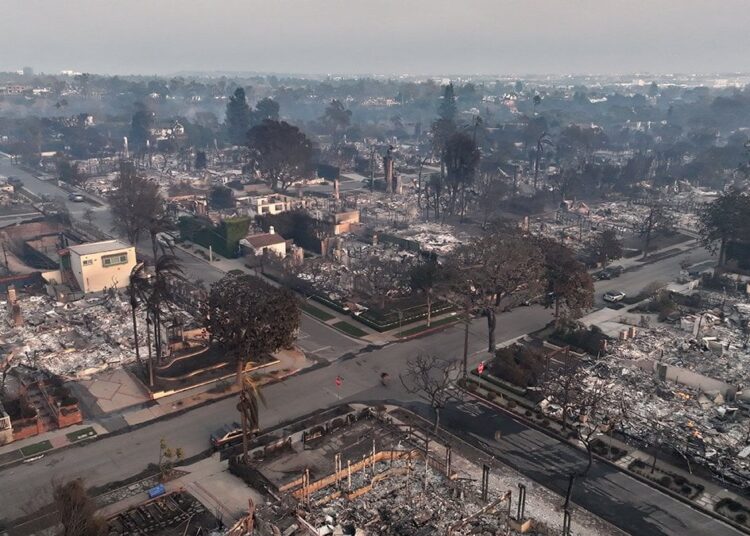 Amerika’da 3 bin hektarı küle çeviren yangının faturası 57 milyar dolar