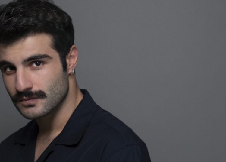 Oyuncu Atakan Yılmaz gözaltına alındı 1 Oyuncu Atakan Yılmaz gözaltına alındı