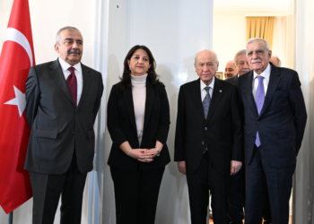 Ankara’da kritik temas: Devlet Bahçeli- DEM Parti heyeti arasında 40 dakikalık görüşme!