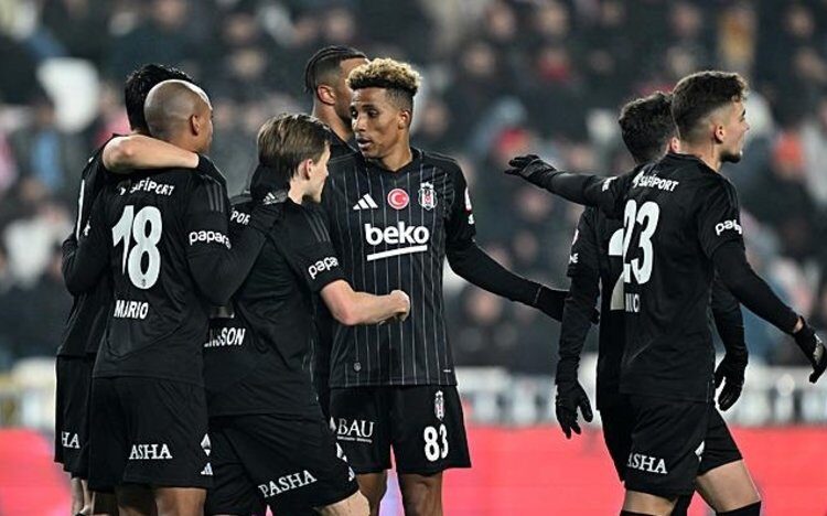 Beşiktaş’ın yüzü Türkiye Kupası’nda güldü! Deplasmanda Sivasspor’u 1-0 mağlup etti