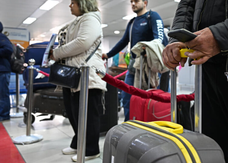 Suriye yönetimi Rus, İsrail ve İran mallarının ülkeye girişini yasakladı 1 Suriye yönetimi Rus, İsrail ve İran mallarının ülkeye girişini yasakladı
